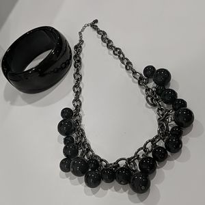 Black dangly beaded necklace with black cuff